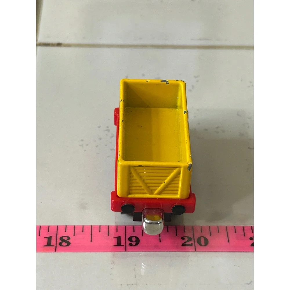 Thomas Friends Take-n-Play Sodor Construction Co Cargo Car Percy Hard at Work